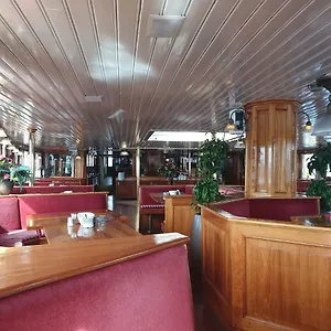  Otel Kapitein Anna Hollanda